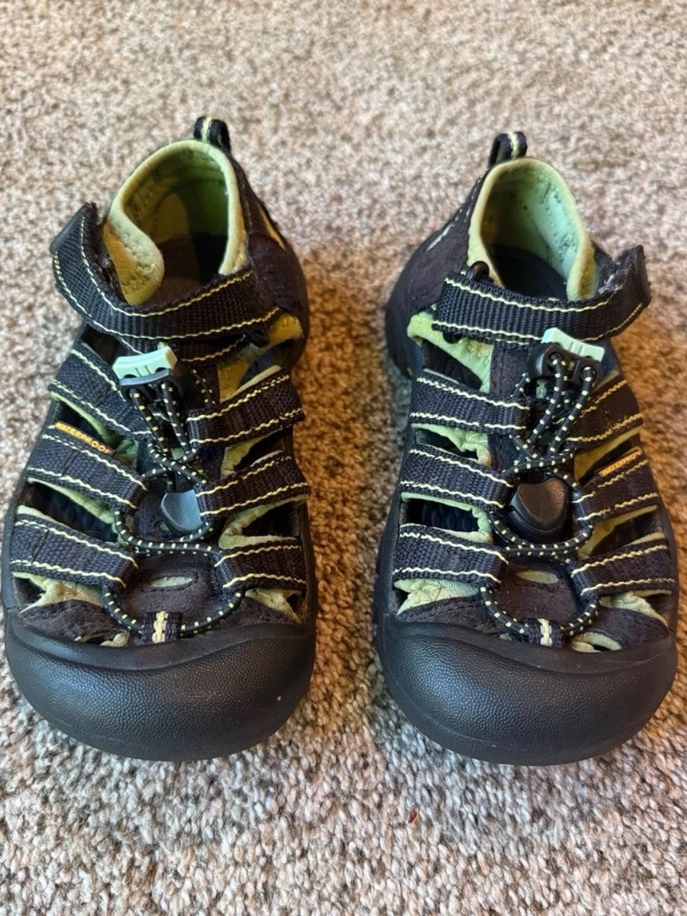 Keen Kids Black and Lime Closed-Toe Sport Sandals